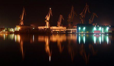 Prekrasni no�ni snimak Uljanika i pulskog zaljeva u vrijeme kada svi ve� spavaju.