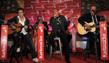 Stara �kvadra i obra glazba ....