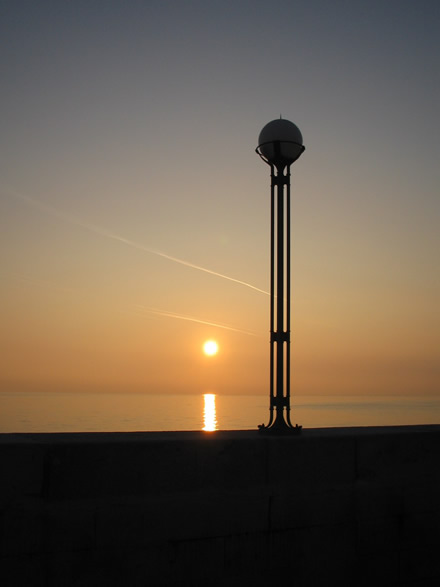 Prekrasno zimsko jutro i izlazak sunca nad Kvarnerom. Prosinac 2005.